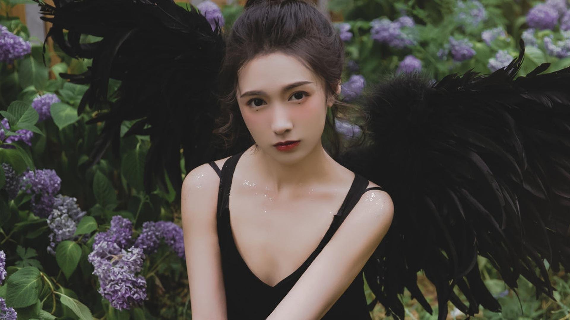 爱游戏体育-竹筏漂流寻宝,运动冒险共度奇趣时光,竹筏漂流的体验语句